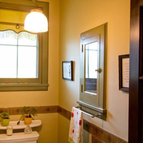 Sundeleaf Painting Portland Bathroom 4 700 467 75 S