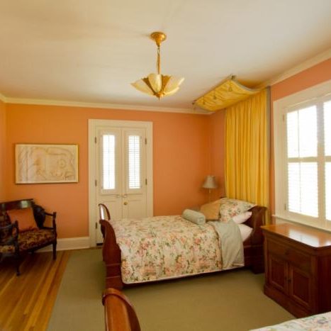 Sundeleaf Painting Portland Bedroom 7 700 467 75 S