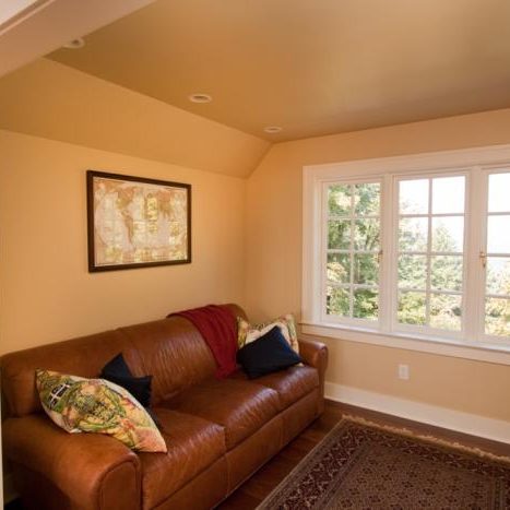 Sundeleaf Painting Portland Living Room 5 700 467 75 S